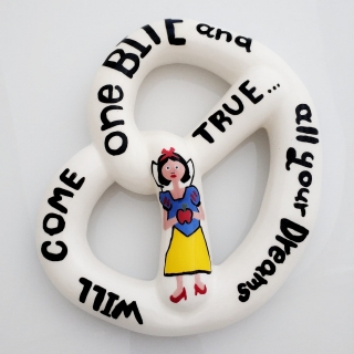 שלגייה - בייגלה לתליה על קיר